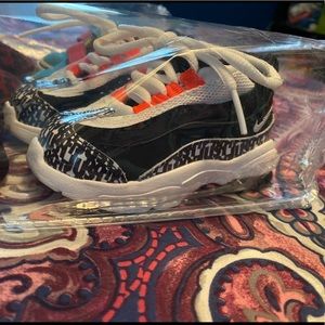 BRAND NEW nike airmax for babies
